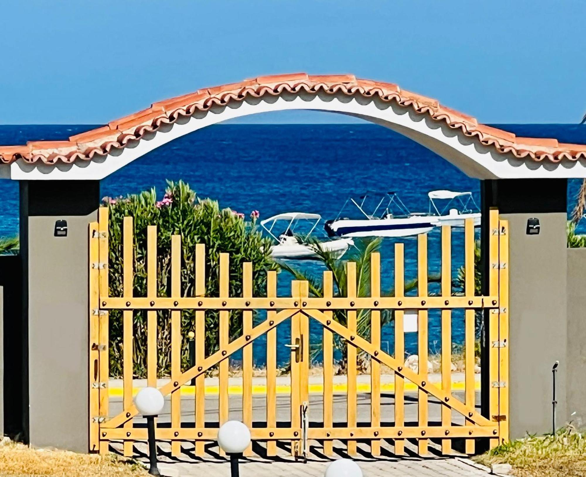 Gazonia Family Estate Hotel Skala  ภายนอก รูปภาพ